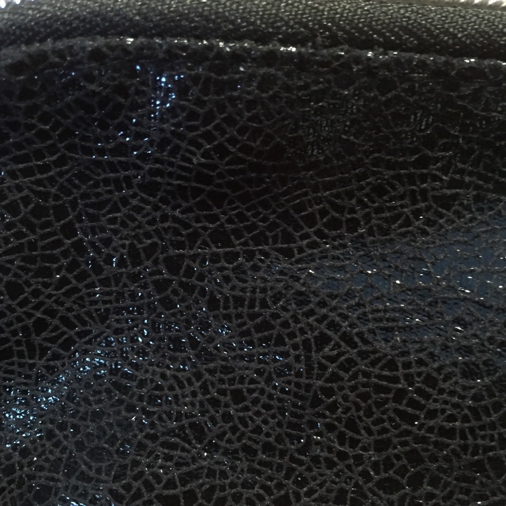 MAC Cosmetic Bag👄💄💋 - Picture 4 of 8